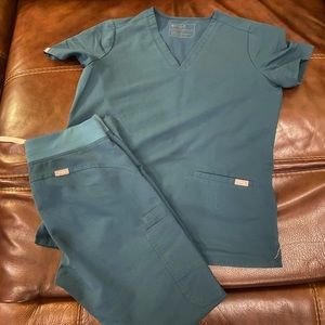 Caribbean Blue- FIGS Scrub Set